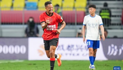必赢体育官方网站-中超：成都蓉城队胜山东泰山队|中国足球超级联赛|2026赛季中国足球超级联赛|王曦|马修斯·尤萨|守门员_新浪体育_新浪新闻
